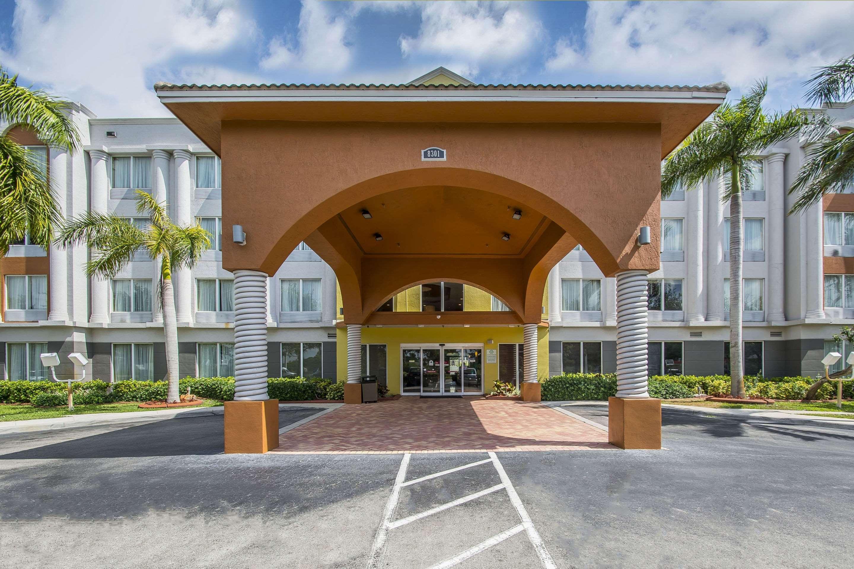 Comfort Suites Sawgrass Tamarac Zewnętrze zdjęcie